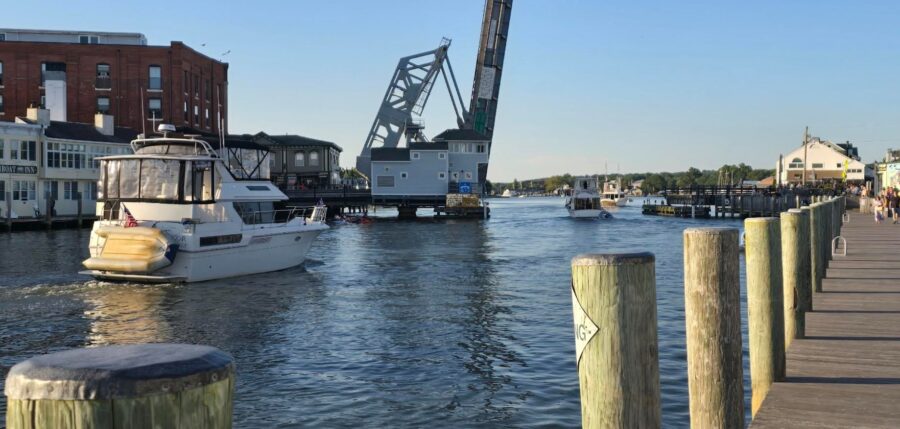 Mystic River open Bascule Drawbidge